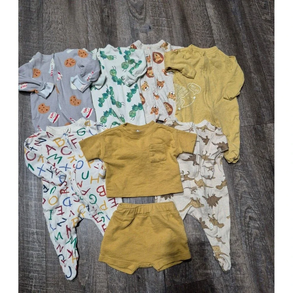 Old navy baby boy clothing lot size 0-3 months